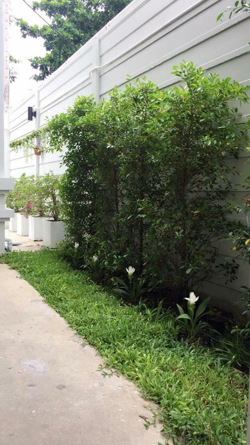 Teak Villa กรุงเทพมหานคร ภายนอก รูปภาพ